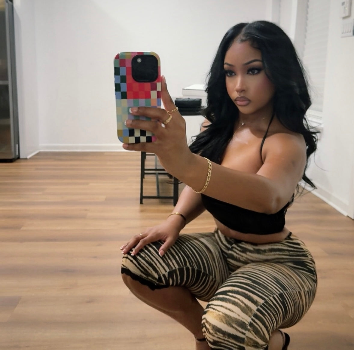 Jasmine Lace Trim Capri Legging