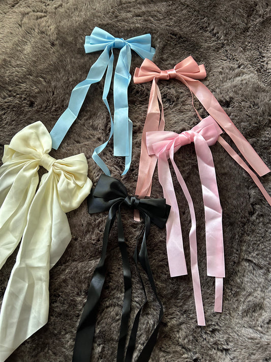 Small Hair Bow -Trending New Arrival